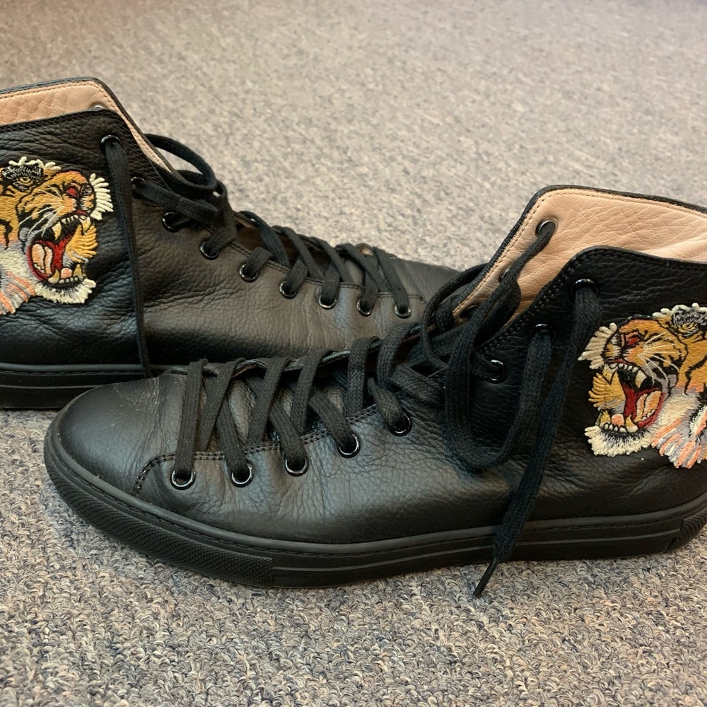 Gucci Black High-Top Sneakers with Tiger Embroidery